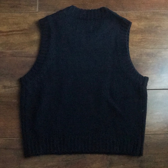 Knit Mock Neck Sleeveless Top - Picture 3 of 3